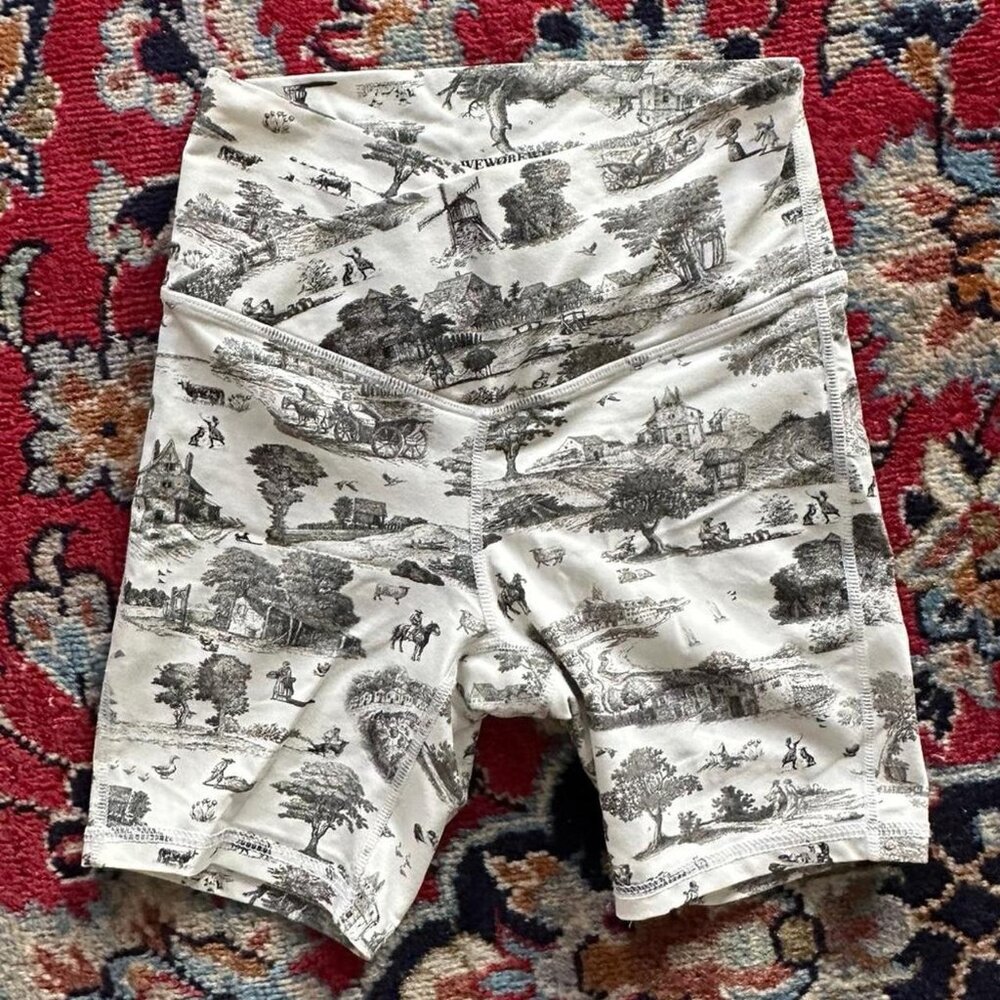 WeWoreWhat White and Black Toile Print Bike Shorts